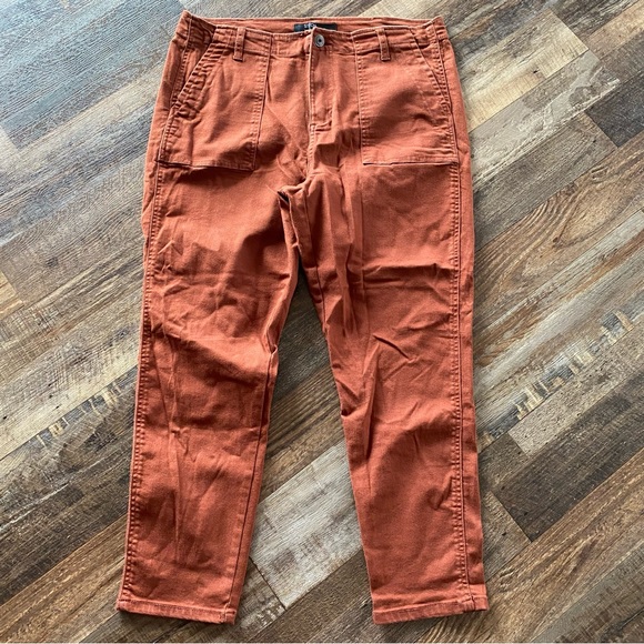 Stitch Star Ankle Pants - Picture 3 of 10